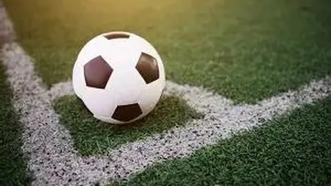 【京城彩霸】2025年双色球第140期揭秘：绝杀六星红球攻略，锁定10、11、20、28、29、33！